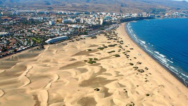 With Terrace Vecindario (Gran Canaria)