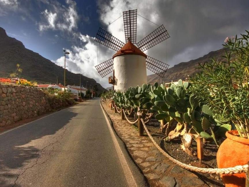 With Terrace * Vecindario (Gran Canaria)